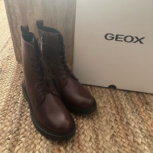 Brand new Geox Serilda combat boots size 6